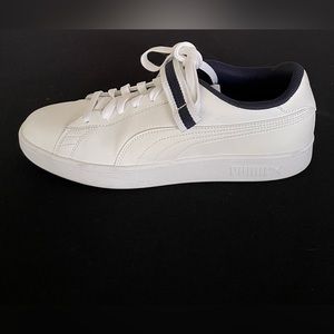 Puma Smash V2 White Leather Mens Lace Up Trainers Sneakers 366912 02